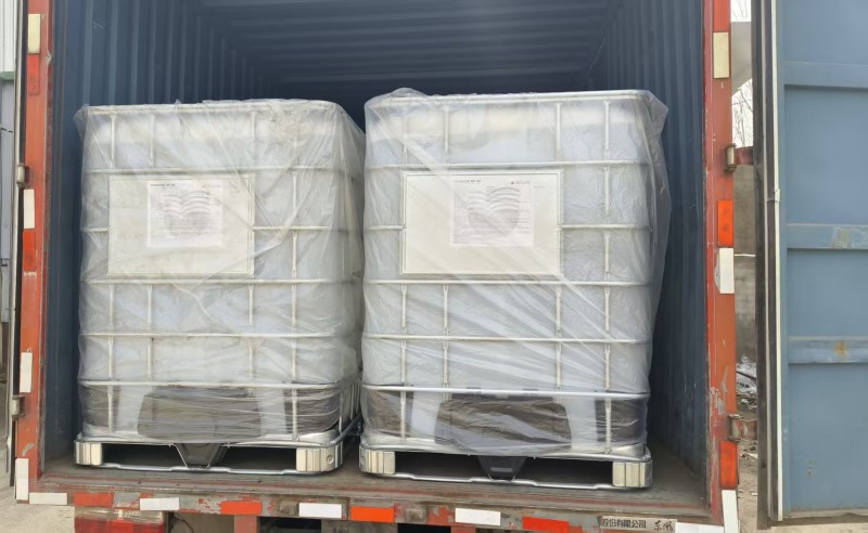 瑞振動物疫苗專用白油發(fā)貨獸藥制劑工廠.jpg 瑞振動物疫苗專用白油發(fā)貨獸藥制劑工廠.jpg